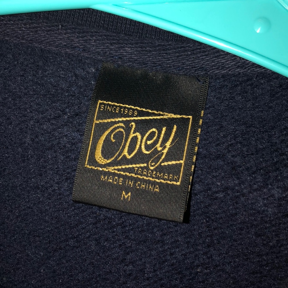 Obey sweatshirt - Picture 4 of 6